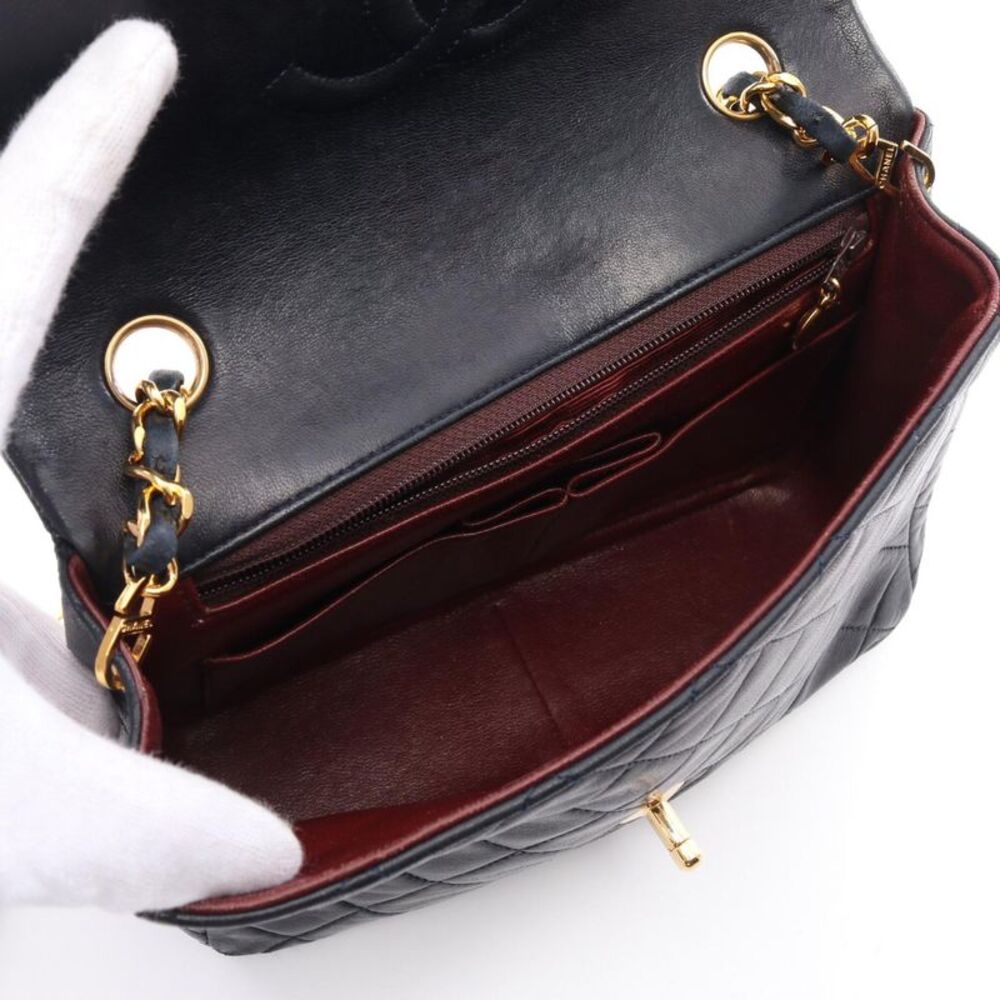 Chanel Mini Matelasse 20 Lambskin Shoulder Bag - Picture 4 of 10